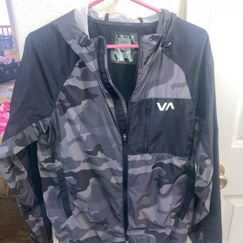 RVA Grey and Black Camo windbreaker size small